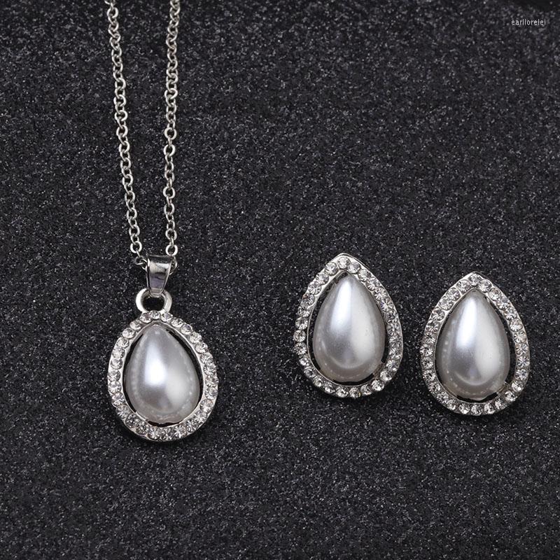 Necklace Earrings Set Water Drop And Simple Simulated Pearl Bridal Jelewery For Women Wholesale, Picture shown
Necklace Earrings Set Water Drop And Simple Simulated Pearl Bridal Jelewery For Women Wholesale, Picture shown
