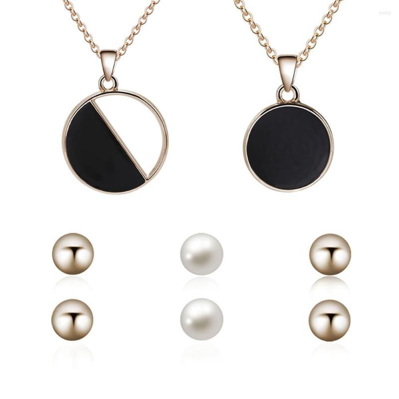 Necklace Earrings Set Classic Black And White Stitching Pearl Pendant Elegant Jewelry Women Valentine Gifts, Picture shown
Necklace Earrings Set Classic Black And White Stitching Pearl Pendant Elegant Jewelry Women Valentine Gifts, Picture shown