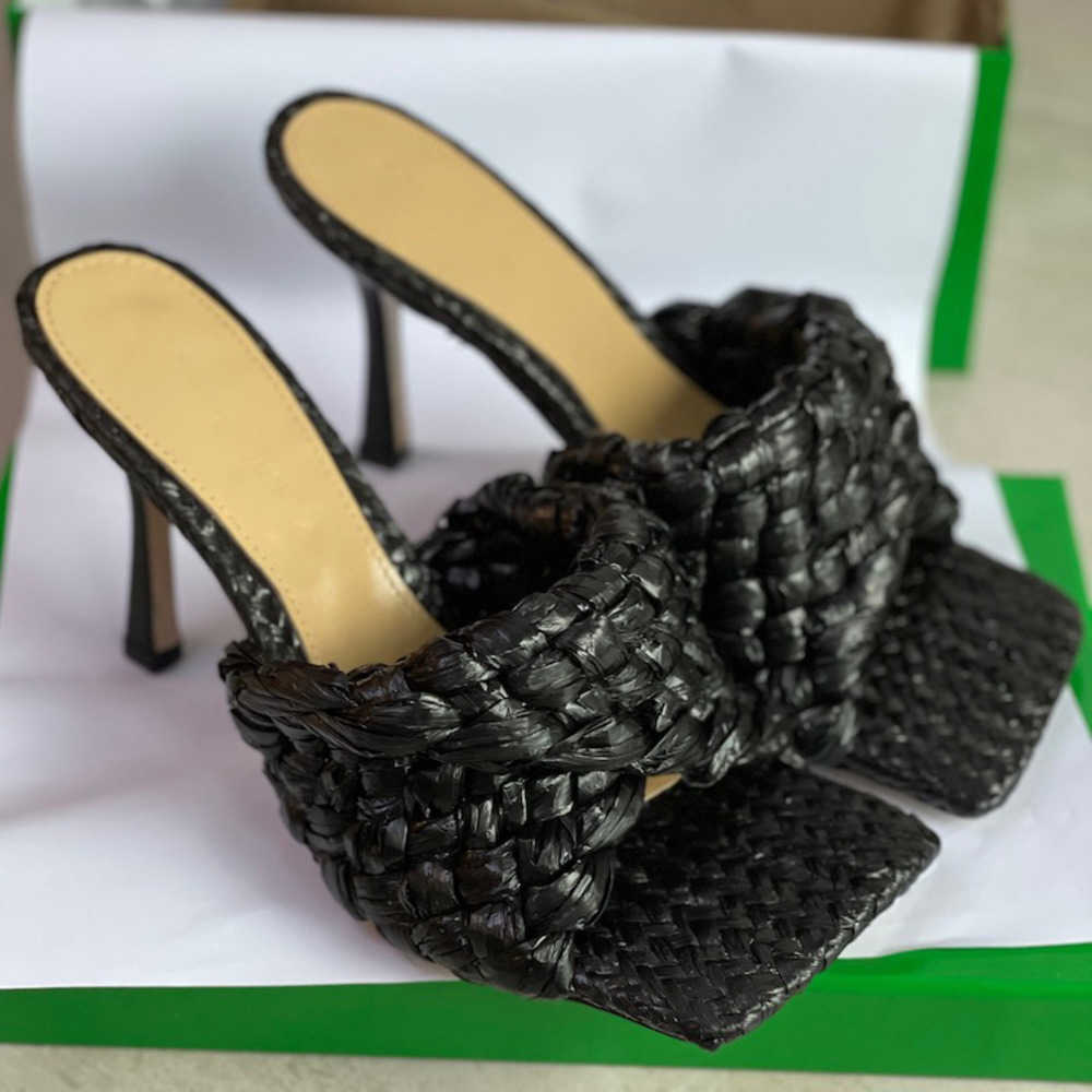 Women Stretch Flat Sandals Intrecciato Raffia Mule Slides Elongated Squared Toe 9cmHigh Heels Real Leather Slippers Top Quality With Box 313, Color 11
Women Stretch Flat Sandals Intrecciato Raffia Mule Slides Elongated Squared Toe 9cmHigh Heels Real Leather Slippers Top Quality With Box 313, Color 11