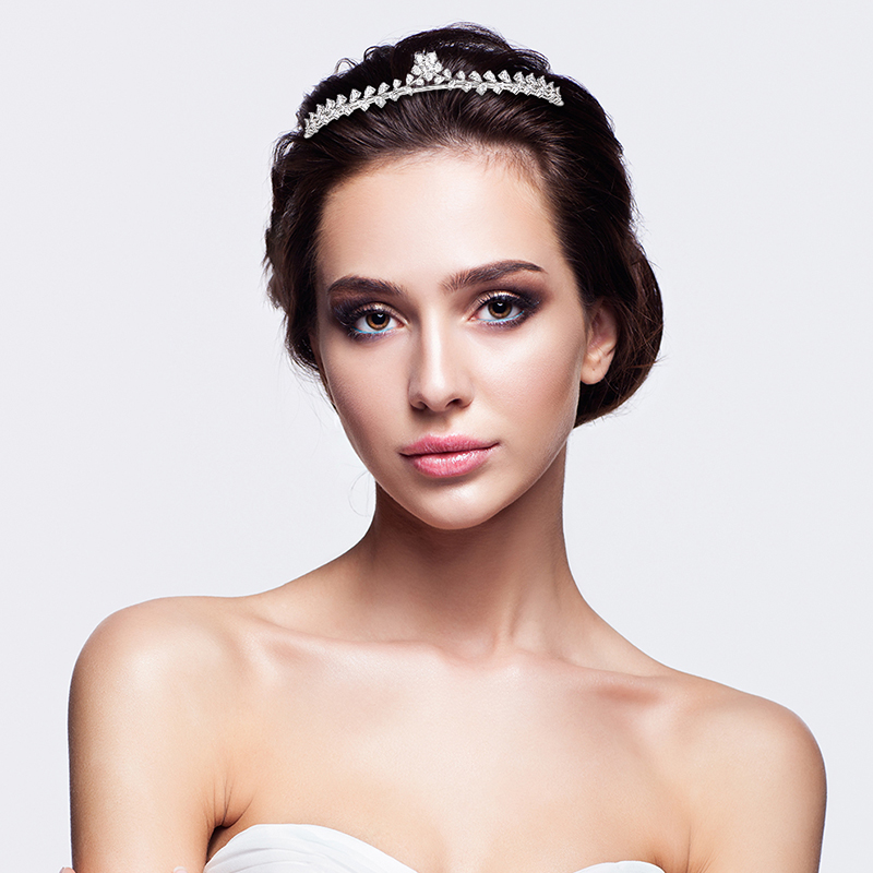 Elegant Small Crystal Wedding Flower Tiaras and Crowns for Women Princess Headpiece Bridal Hair Accessories Jewelry Gift