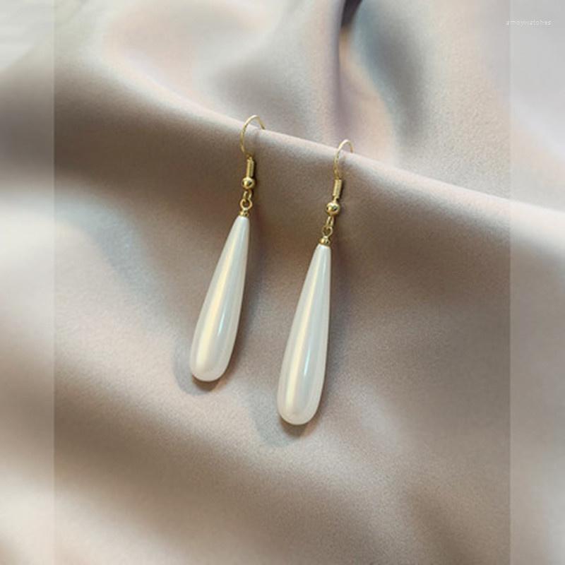 Hoop Earrings French Water Drop Pearl Women's Stud High Sense Simple Versatile Long Temperament Fashion Pendant
Hoop Earrings French Water Drop Pearl Women's Stud High Sense Simple Versatile Long Temperament Fashion Pendant