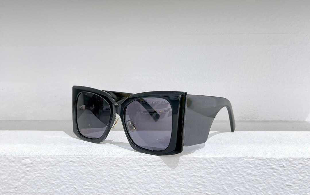 Men Sunglasses For Women Latest Selling Fashion Sun Glasses Mens Sunglass Gafas De Sol Glass UV400 Lens With Random Matching M119
Men Sunglasses For Women Latest Selling Fashion Sun Glasses Mens Sunglass Gafas De Sol Glass UV400 Lens With Random Matching M119
