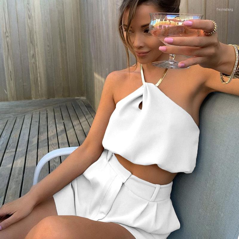 Women' Tanks Summer Women' Sexy Metal Chain Halter Top Holiday Loose Backless Cute Short Vest 2022 Clothing Y2k Tops, Black
Women' Tanks Summer Women' Sexy Metal Chain Halter Top Holiday Loose Backless Cute Short Vest 2022 Clothing Y2k Tops, Black
