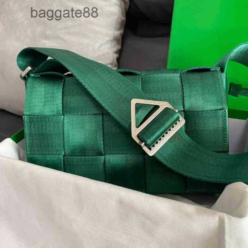 Bottegas Classic Ladies Lady Designer Bag Cassette Nylon Venetas Bags Canvas Woven Winter Lattice Pillow Small Square Single Shoulder, Black
Bottegas Classic Ladies Lady Designer Bag Cassette Nylon Venetas Bags Canvas Woven Winter Lattice Pillow Small Square Single Shoulder, Black