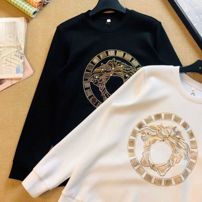 Designer sweatshirt mens mercerized space cotton pullover sweater womens Medusa long sleeved tshirt fashion sweatshirts, White
Designer sweatshirt mens mercerized space cotton pullover sweater womens Medusa long sleeved tshirt fashion sweatshirts, White