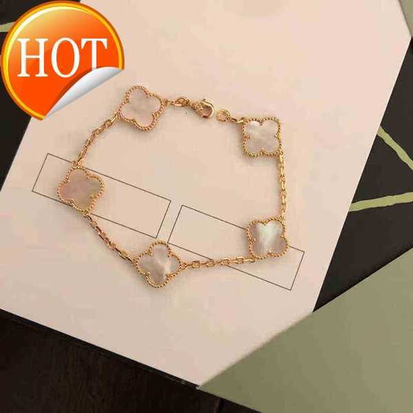 Classic Fashion 4/four Leaf Clover Bracelets Charm Bangle Chain 18k Gold Agate Shell Mother-of-pearl for Women Girl Wedding Mother' Day 1QJM9
Classic Fashion 4/four Leaf Clover Bracelets Charm Bangle Chain 18k Gold Agate Shell Mother-of-pearl for Women Girl Wedding Mother' Day 1QJM9