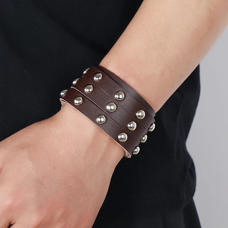 Charm Bracelets 2023 New Fashion Leather Wide Cuff Bangles Punk Vintage Black Coffee Couple For Men Jewelry Bracelets