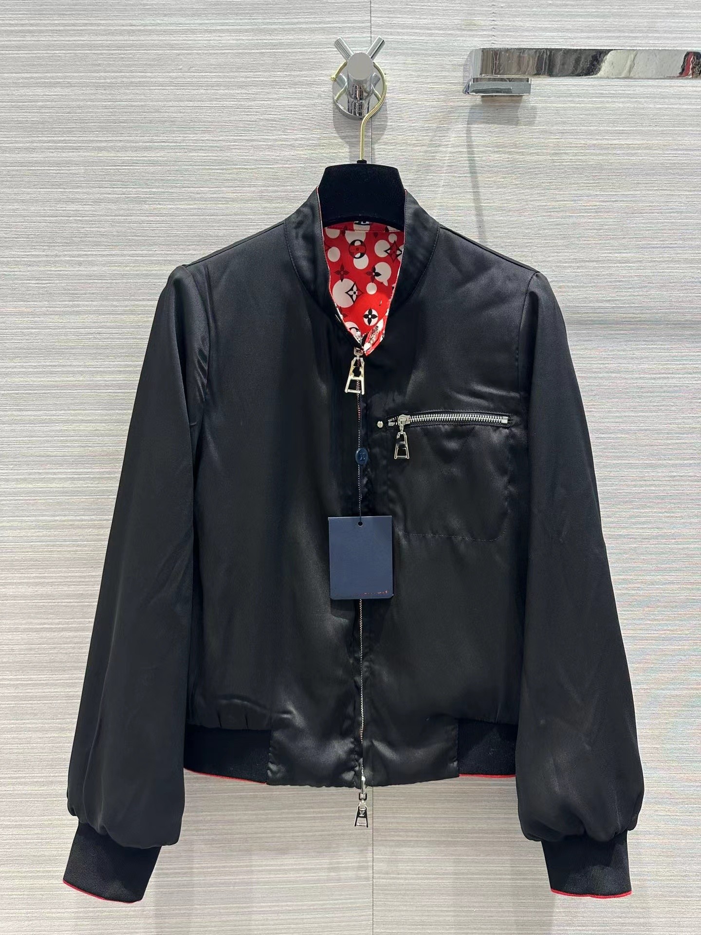 Milan Runway Jackets 2023 New Spring Stand Collar Long Sleeve Women' Outerwear Designer Coats Brand Same Style Jackets 1219-2, Contrast color
Milan Runway Jackets 2023 New Spring Stand Collar Long Sleeve Women' Outerwear Designer Coats Brand Same Style Jackets 1219-2, Contrast color