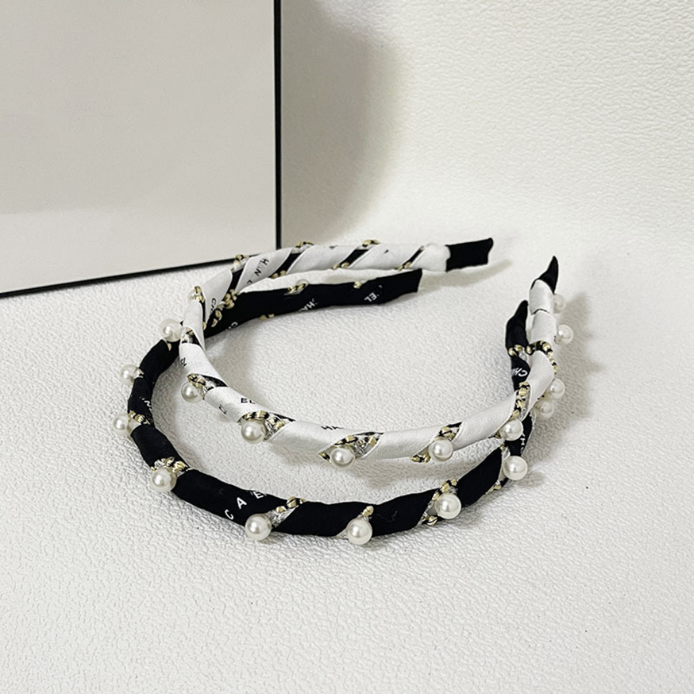 Japanese Elegant Design Hair Hoop Fashion Designer Head Scarf Popular Brand Hairpin Advanced Cloth Hair Accessories Hand Woven Braid Headband Gift for Women, Black
Japanese Elegant Design Hair Hoop Fashion Designer Head Scarf Popular Brand Hairpin Advanced Cloth Hair Accessories Hand Woven Braid Headband Gift for Women, Black
