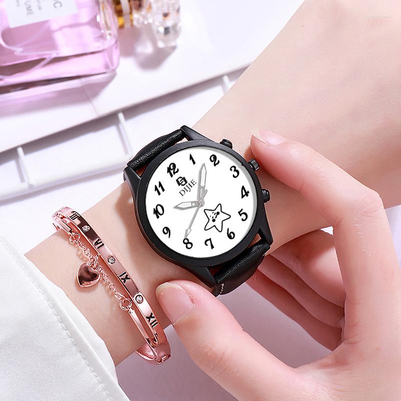 Wristwatches Fashion Round Quartz Star Pattern Dial Casual Wrist Watches Leather Strap Fashionable Clock For Waterproof Wristwatch Women, Black
Wristwatches Fashion Round Quartz Star Pattern Dial Casual Wrist Watches Leather Strap Fashionable Clock For Waterproof Wristwatch Women, Black