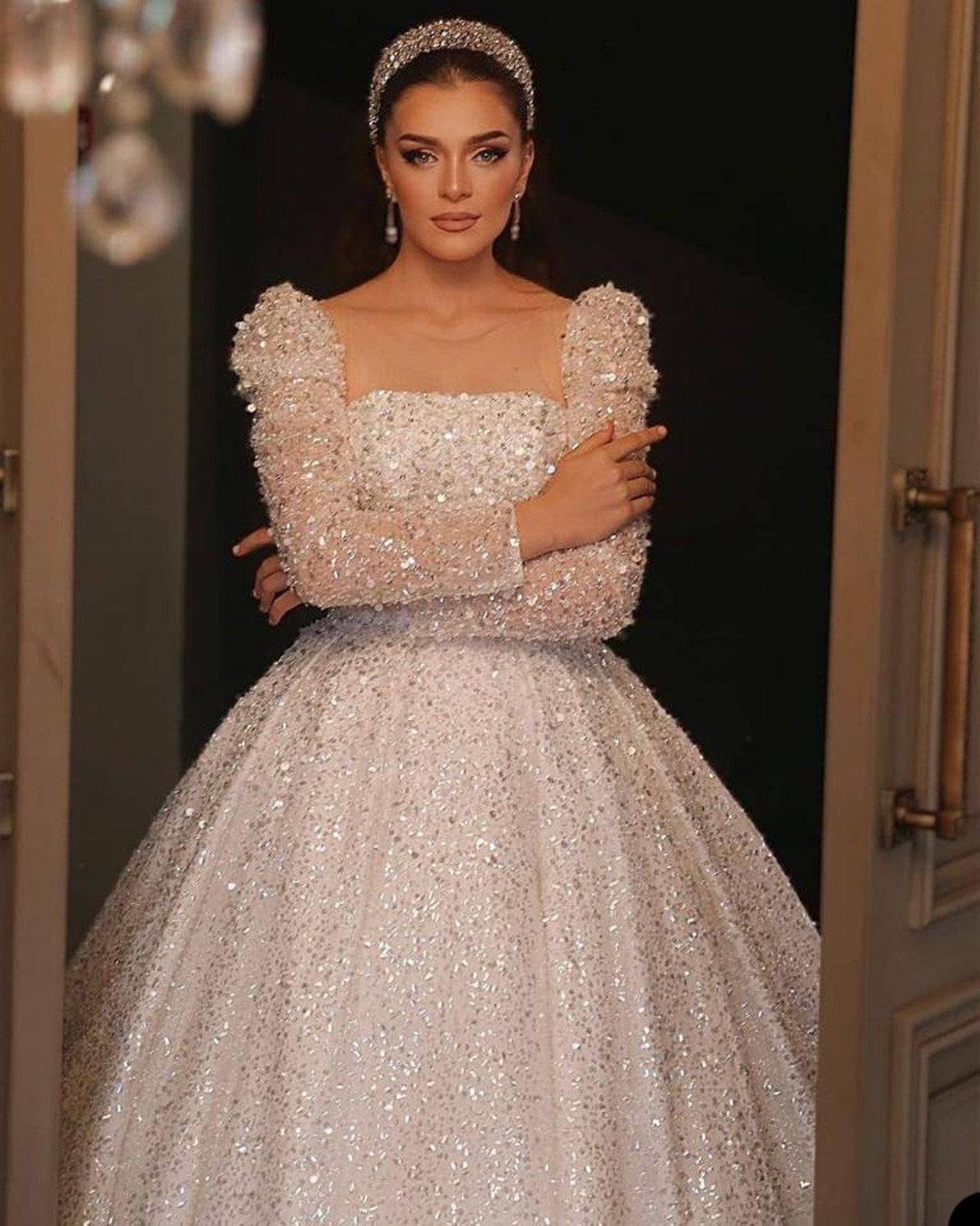 Glitter Beading Sequins Wedding Dress Square Collar Lace Up Long Sleeves or Length Custom Made Plus Size Bridal Gowns