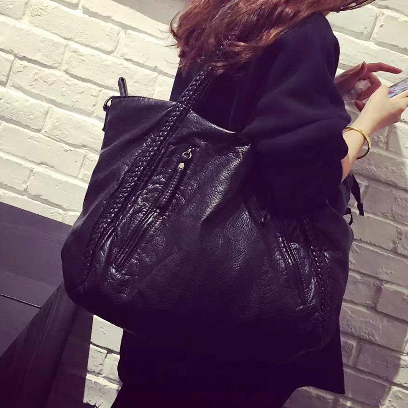 Evening Bags 2022 Fashion Women's Bag Soft Leather Large-capacity Handbag Casual Simple And Versatile Messenger Shoulder Large, Large black
Evening Bags 2022 Fashion Women's Bag Soft Leather Large-capacity Handbag Casual Simple And Versatile Messenger Shoulder Large, Large black