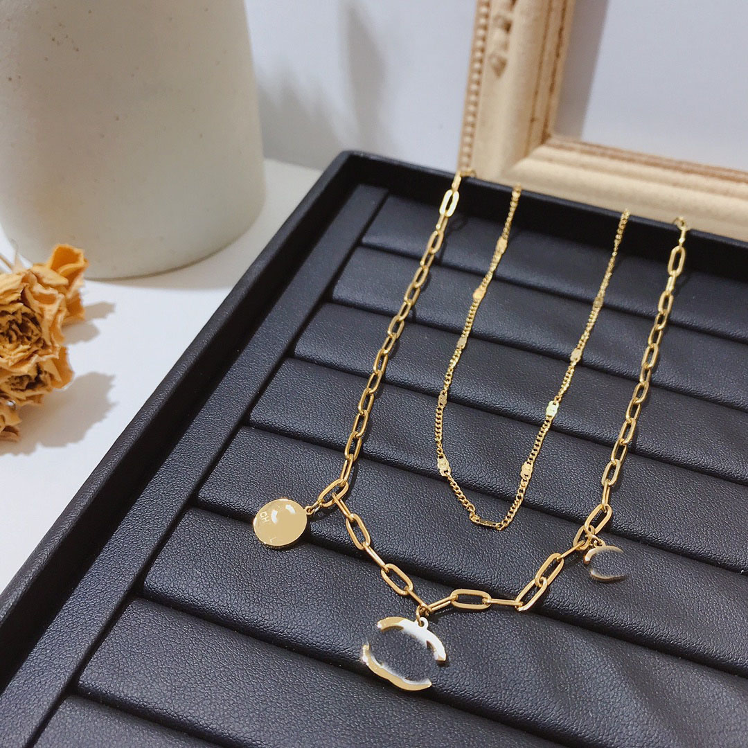 20style Luxury Designer Necklace Pendant 18K Gold Plated Stainless Steel Faux Leather Letter for Women 18K Gold Plated Wedding Jewelry Gift
20style Luxury Designer Necklace Pendant 18K Gold Plated Stainless Steel Faux Leather Letter for Women 18K Gold Plated Wedding Jewelry Gift