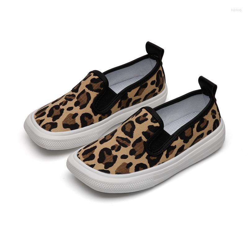 Athletic Shoes Children's Fashion Canvas 2022 Autumn Boys One-step Casual Flats Girls Leopard Print Cloth Student 26-36, Black and white grid
Athletic Shoes Children's Fashion Canvas 2022 Autumn Boys One-step Casual Flats Girls Leopard Print Cloth Student 26-36, Black and white grid