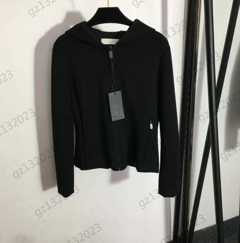 Womens Jackets Solid Color Zipper Flap Hooded Slim Jackets Long Sleeve Pockets Casual Joker Coats Luxury Brand Spring Autumn Women Clothing 1970
Womens Jackets Solid Color Zipper Flap Hooded Slim Jackets Long Sleeve Pockets Casual Joker Coats Luxury Brand Spring Autumn Women Clothing 1970