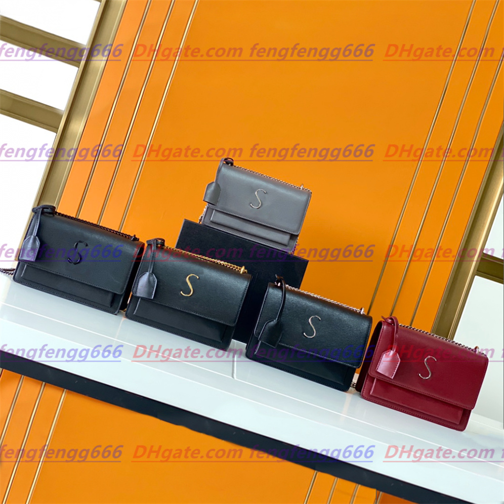 5A Topquality women's men's leather SUNSET Shoulder Bags postman bag Totes envelope Fashion Wallet luxury designer original single handbags Crossbody Purses, Black crocodile pattern+gold buckle
5A Topquality women's men's leather SUNSET Shoulder Bags postman bag Totes envelope Fashion Wallet luxury designer original single handbags Crossbody Purses, Black crocodile pattern+gold buckle