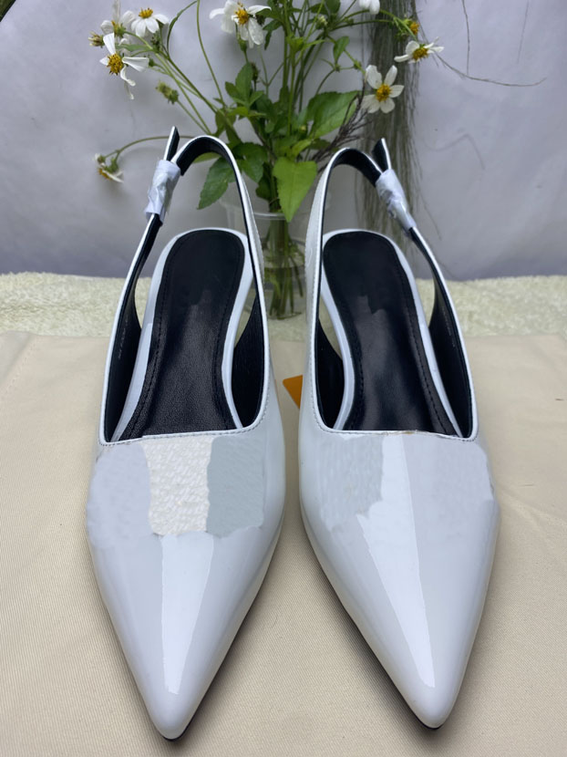 Dress Shoes Sandals Pointed Design High Heel 5.5cm Leather Outsole Women's Luxury Designer Party Wedding Banquet 35-41, Black
Dress Shoes Sandals Pointed Design High Heel 5.5cm Leather Outsole Women's Luxury Designer Party Wedding Banquet 35-41, Black