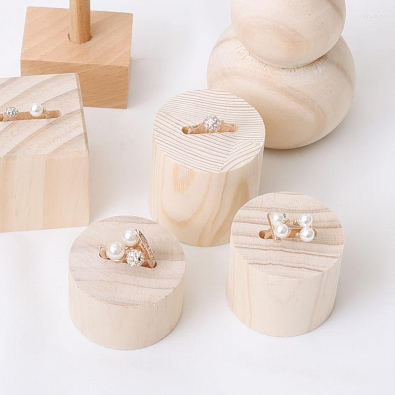 Jewelry Pouches Vintage Wooden Ring Display Stand Holder Round Square Solid Wood Rings Storage Organizer Rack Showcase
Jewelry Pouches Vintage Wooden Ring Display Stand Holder Round Square Solid Wood Rings Storage Organizer Rack Showcase