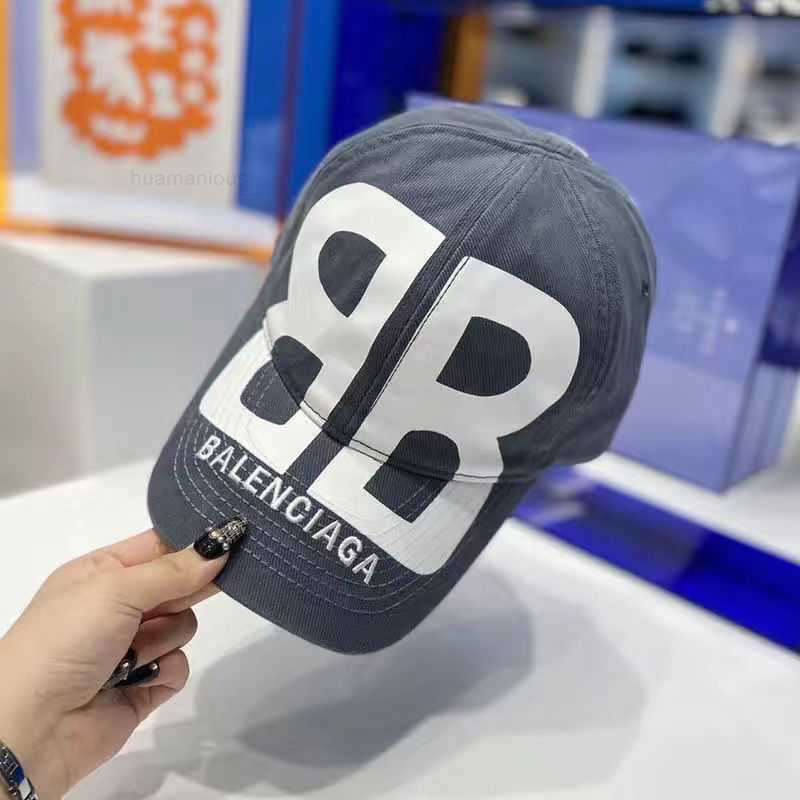 Hat Designer Balenciga Winter Beanie Ball Baseball Cap Paris Graffiti New Balencigass Double Bonnet Hand-painted Personalized Fashion Old 9742, Correct version of original standard
Hat Designer Balenciga Winter Beanie Ball Baseball Cap Paris Graffiti New Balencigass Double Bonnet Hand-painted Personalized Fashion Old 9742, Correct version of original standard