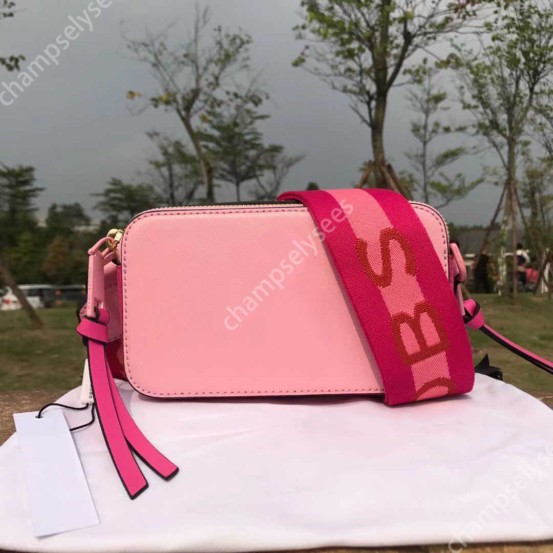 fashion womens mens snapshot High texture ladies bag Handbag Famous Camera designer Small Crossbody purse mini small Women Shoulder Bags2023, Customize
fashion womens mens snapshot High texture ladies bag Handbag Famous Camera designer Small Crossbody purse mini small Women Shoulder Bags2023, Customize