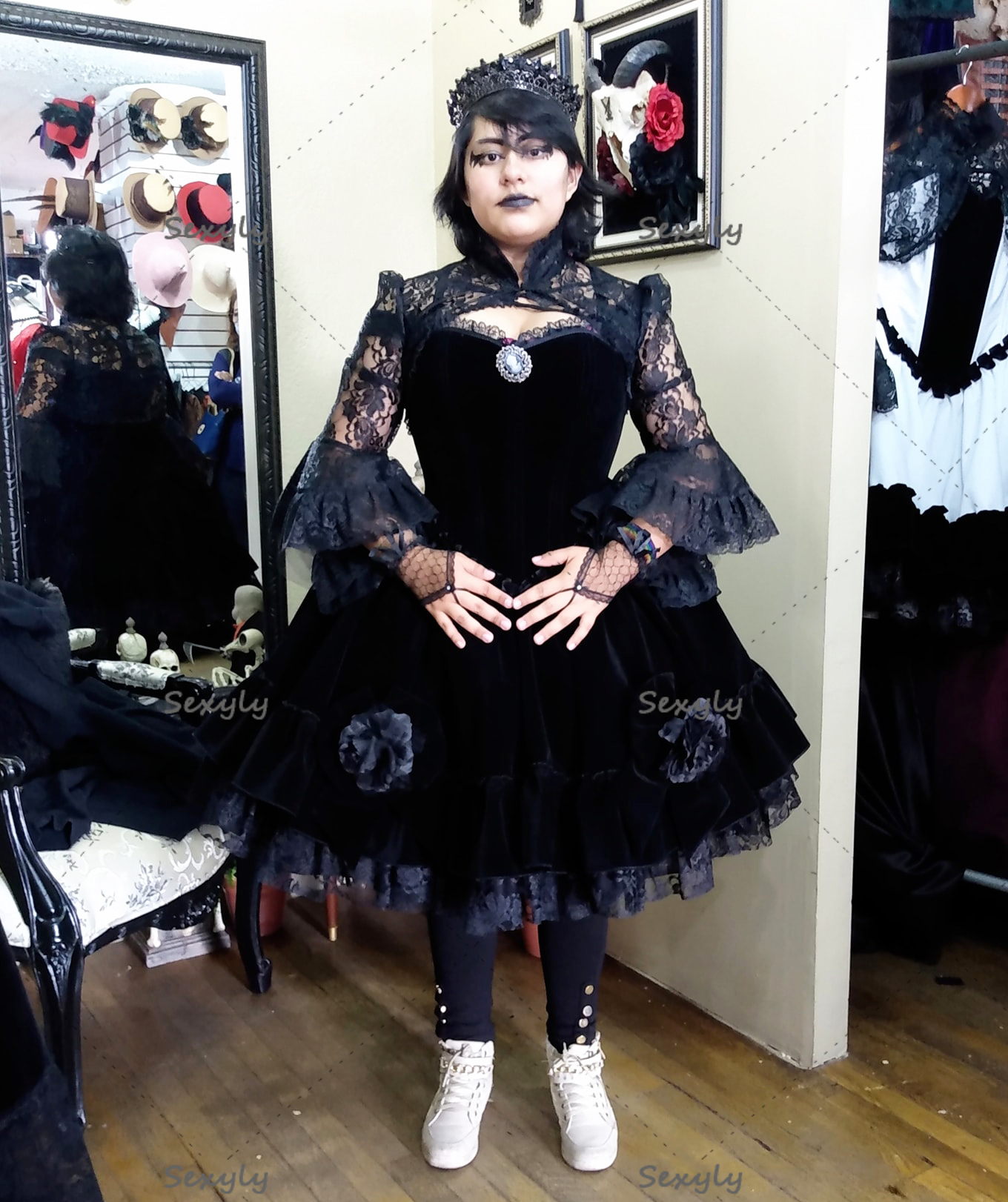 Short Lolita Gothic Black Red Wedding Dress 2023 A Line Medieval Lace Bolero Jacket Boho Bride Dresses Long Sleeve Rock Costume Vestido De Noiva robe 