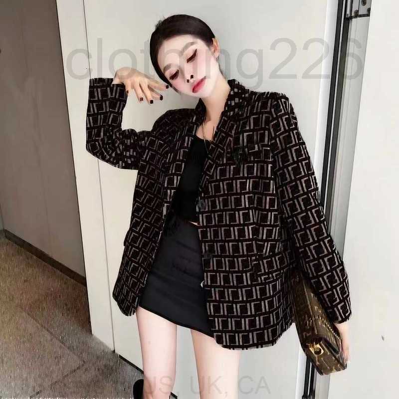 fashion women suit designer clothes blazer full letters spring new released tops E1398, Brown
fashion women suit designer clothes blazer full letters spring new released tops E1398, Brown