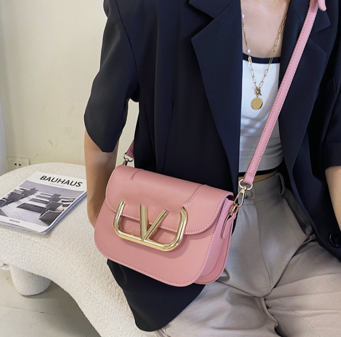 Wholesale Simple Small Square Bag Trend Oblique Shoulder Crossbody Bags Women's Bags, Black
Wholesale Simple Small Square Bag Trend Oblique Shoulder Crossbody Bags Women's Bags, Black