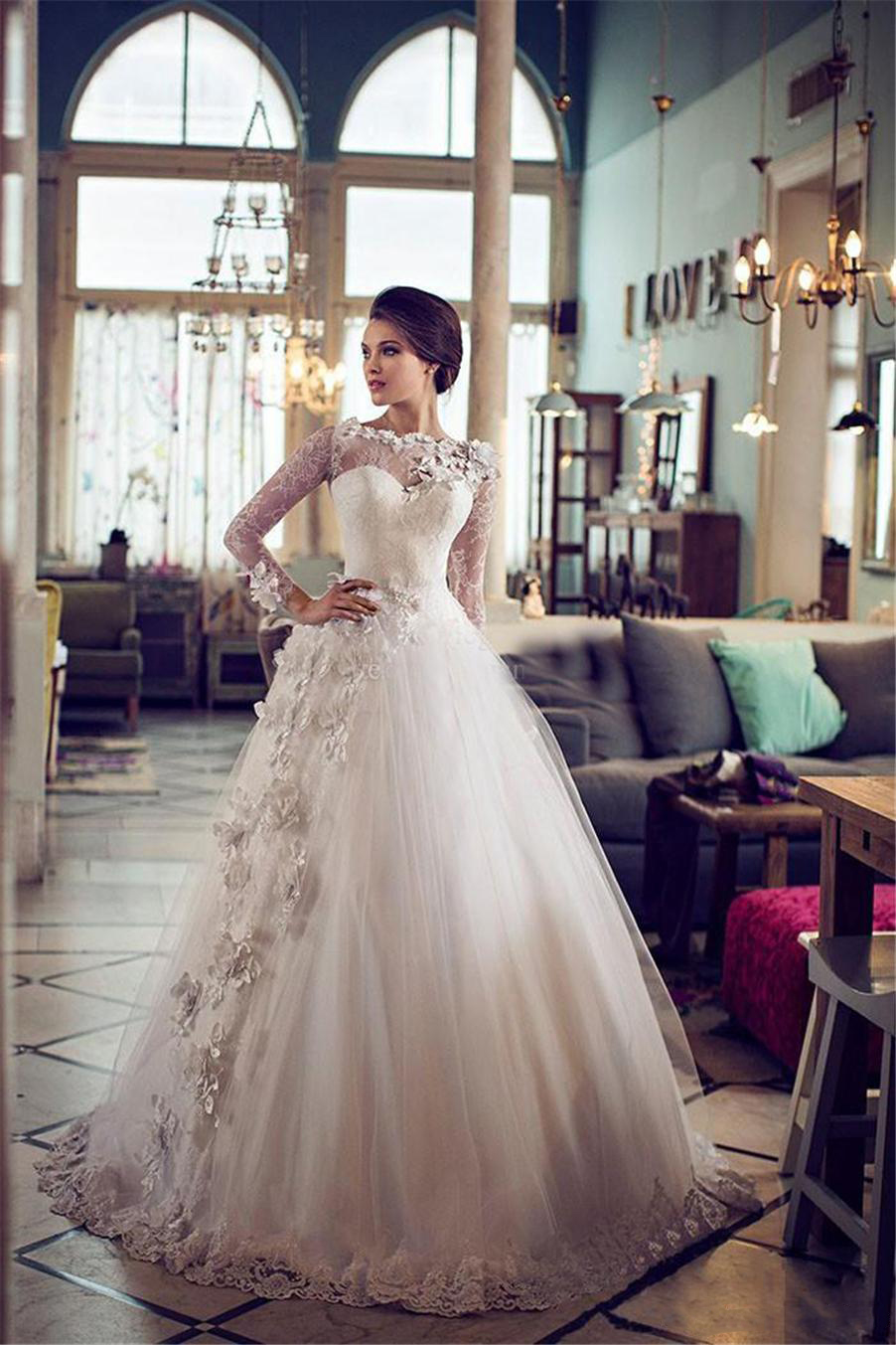 Sheer Bateau Neckline Lace Long Sleeve Wedding Gown Flowers Embellished Princess Wedding Dress Custom Vintage Ball Gown Wedding Dresses