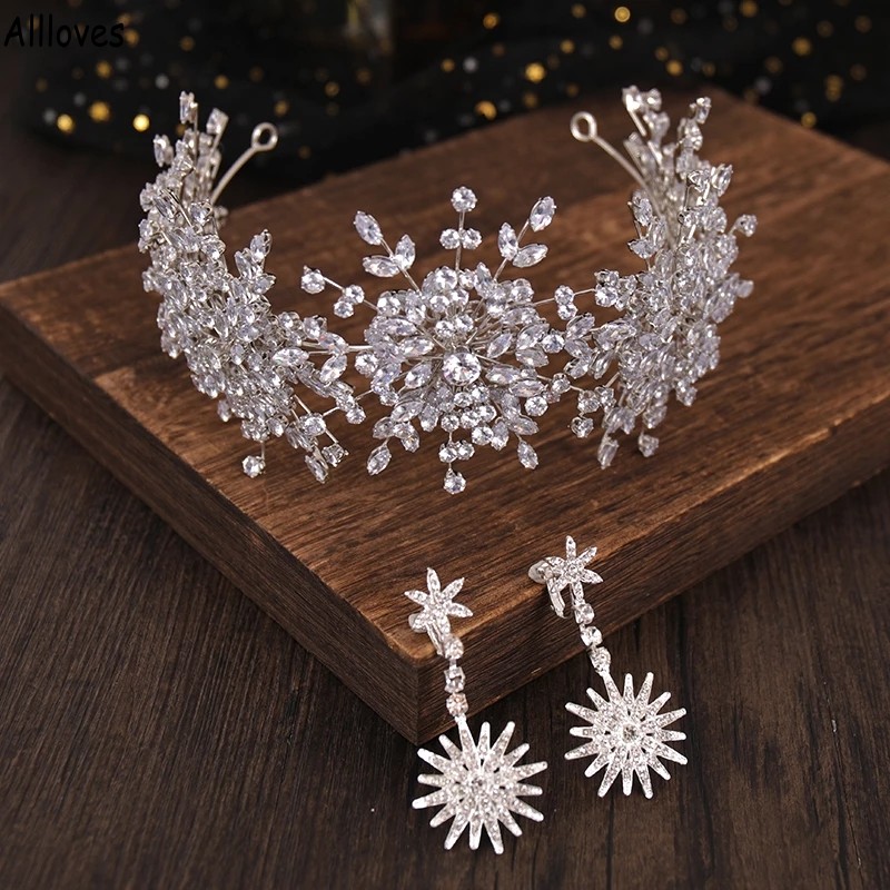 Luxurious Crystals Rhinestones Bridal Crowns Headpieces Retro Baroque Style Women Headwear For Wedding Party Ladies Tiaras Brides Hair Accessories AL9228
Luxurious Crystals Rhinestones Bridal Crowns Headpieces Retro Baroque Style Women Headwear For Wedding Party Ladies Tiaras Brides Hair Accessories AL9228