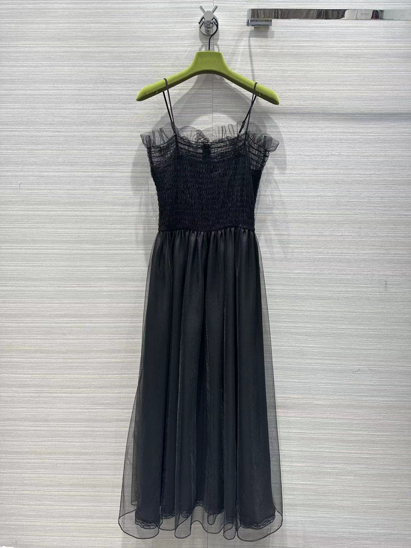 Designer Dresses 2023 New Spring Summer Spaghetti Strap fashion Brand Same Style Dress Milan Runway Dress 1220-1, Black
Designer Dresses 2023 New Spring Summer Spaghetti Strap fashion Brand Same Style Dress Milan Runway Dress 1220-1, Black