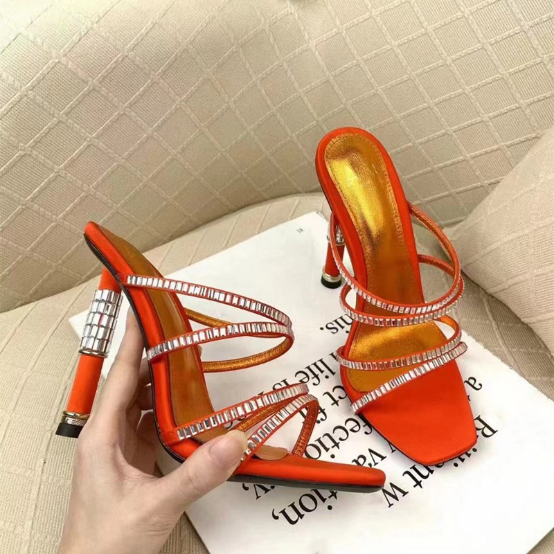 Sandals Satin Crystal decorative High heeled sandal rhinestone -encrusted strap spool Heels sky-high heel for women summer luxury designers shoes party35---42size, Shoe box
Sandals Satin Crystal decorative High heeled sandal rhinestone -encrusted strap spool Heels sky-high heel for women summer luxury designers shoes party35---42size, Shoe box