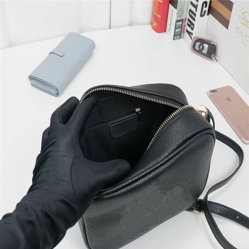 2021 Handbags high quality Luxury Wallet handbag women Crossbody bag Fashion Vintage leather Shoulder Tassel Bags 002229c, Nvoice - not sold separately
2021 Handbags high quality Luxury Wallet handbag women Crossbody bag Fashion Vintage leather Shoulder Tassel Bags 002229c, Nvoice - not sold separately