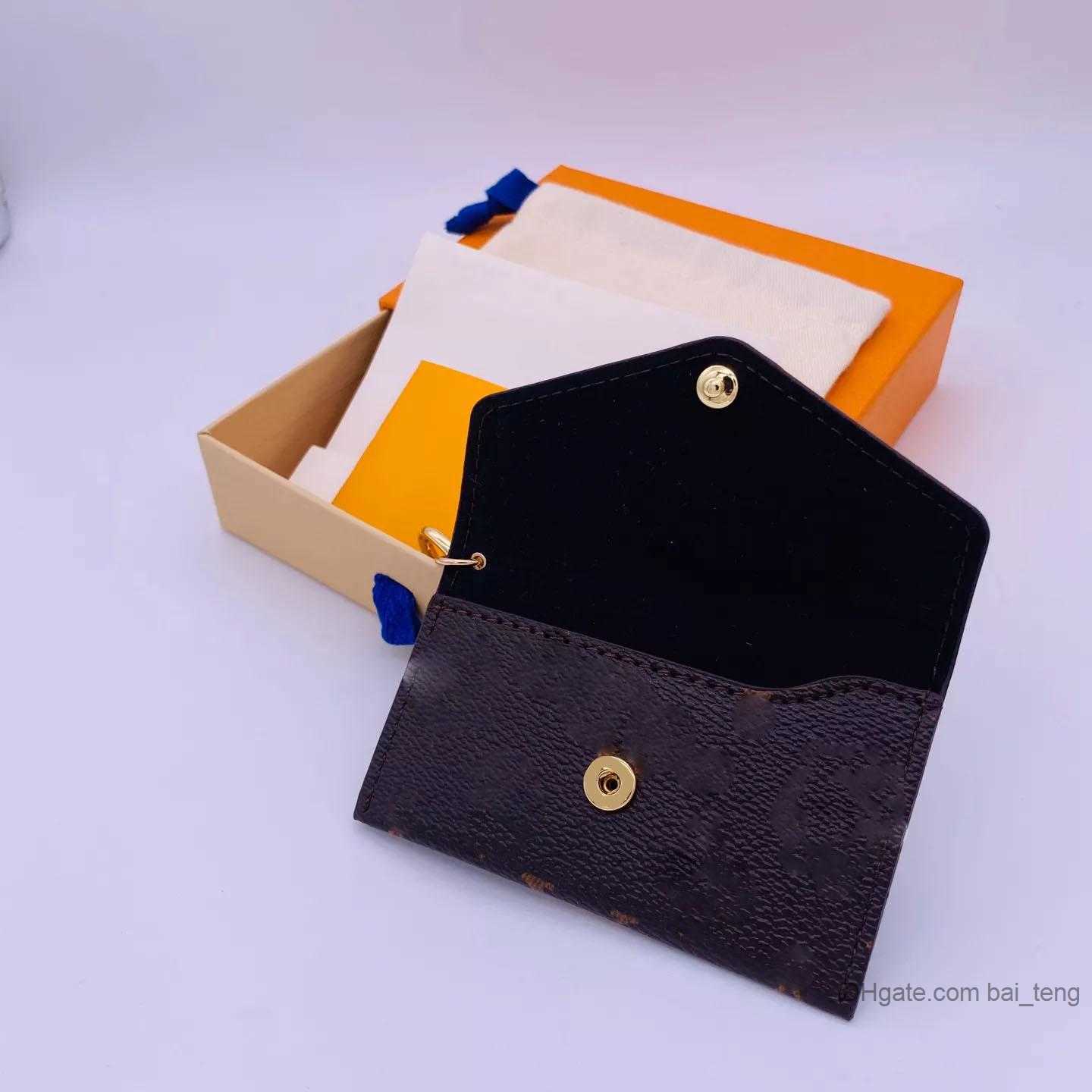 Luxury designer Keychain 21 Fashion Design Letter Wallet Keychains Keyring Purse Pendant Car Chain Charm Brown Flower Mini Bag Trinket Gifts baiteng
Luxury designer Keychain 21 Fashion Design Letter Wallet Keychains Keyring Purse Pendant Car Chain Charm Brown Flower Mini Bag Trinket Gifts baiteng