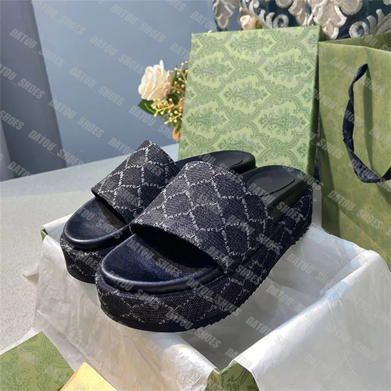 Designer Slippers Platform Woman Fashion Sandals Thick Bottom Flip Flops Luxury Shoes Canvas Jumbo Letter Embroidery G Slides, Red
Designer Slippers Platform Woman Fashion Sandals Thick Bottom Flip Flops Luxury Shoes Canvas Jumbo Letter Embroidery G Slides, Red