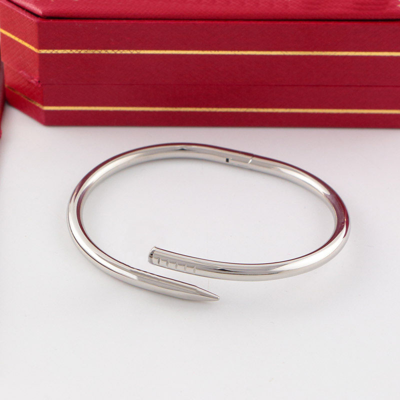 cuff bangle Juste a Clou Nail Bracelet Luxury Jewelry cuff bangleSet Auger Lovers Men and Women 16 19 Cm Gold Rose Titanium Steel
cuff bangle Juste a Clou Nail Bracelet Luxury Jewelry cuff bangleSet Auger Lovers Men and Women 16 19 Cm Gold Rose Titanium Steel