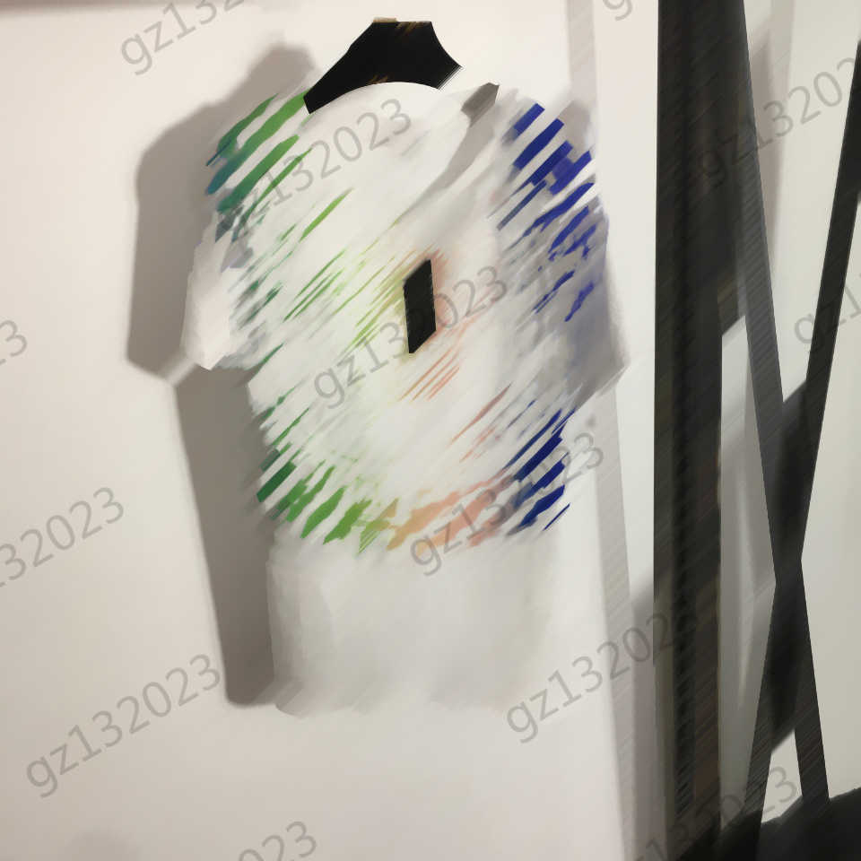 Womens Clothes T-shirts Medusa Gradient Color Print Logo Fashion Short Sleeve Tops Crewneck Pullover Casual Joker Tees Spring Summer Women Apparel 2 Colors
Womens Clothes T-shirts Medusa Gradient Color Print Logo Fashion Short Sleeve Tops Crewneck Pullover Casual Joker Tees Spring Summer Women Apparel 2 Colors