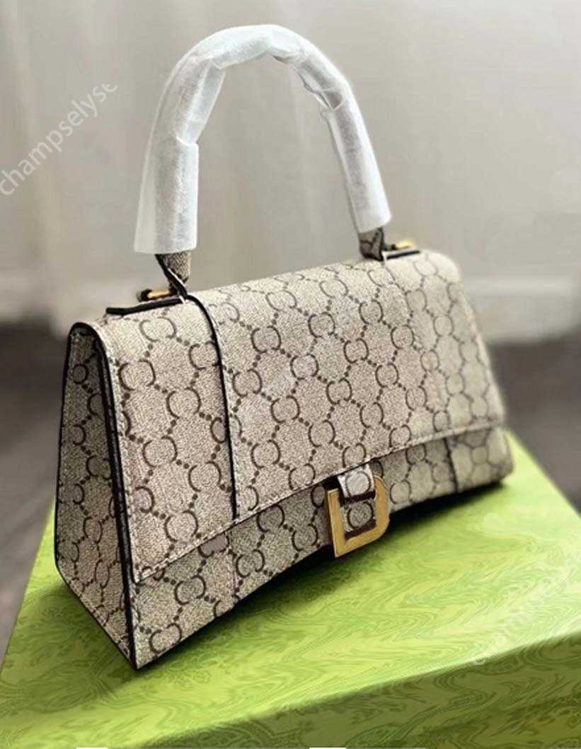 Designer bags Shoulder bag handbag women's Fashion bagg Cross Body Half Moon Luxuries Genuine Leather Classic Retro wallets handle square32, #9 red crocodile gold logo
Designer bags Shoulder bag handbag women's Fashion bagg Cross Body Half Moon Luxuries Genuine Leather Classic Retro wallets handle square32, #9 red crocodile gold logo