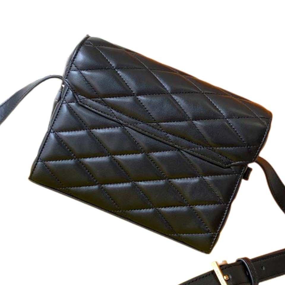 Bucket Bags black designer bag fashion letter gold metal buckle purses women's shoulder bags handbag golds chains purse crossbody vintage quality brown classic
Bucket Bags black designer bag fashion letter gold metal buckle purses women's shoulder bags handbag golds chains purse crossbody vintage quality brown classic