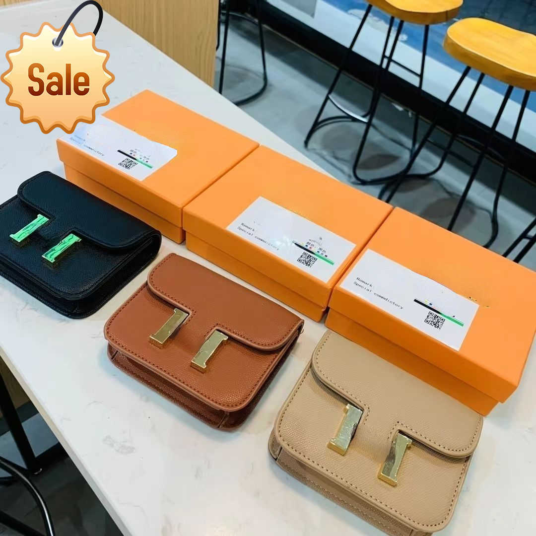 Women's Luxury Designer Shoulder Bags 2023 New Fashion Mini Small Square Bag Multifunctional Portable Diagonal Bag Gift Box Packaging Factory Direct Sales, Black
Women's Luxury Designer Shoulder Bags 2023 New Fashion Mini Small Square Bag Multifunctional Portable Diagonal Bag Gift Box Packaging Factory Direct Sales, Black