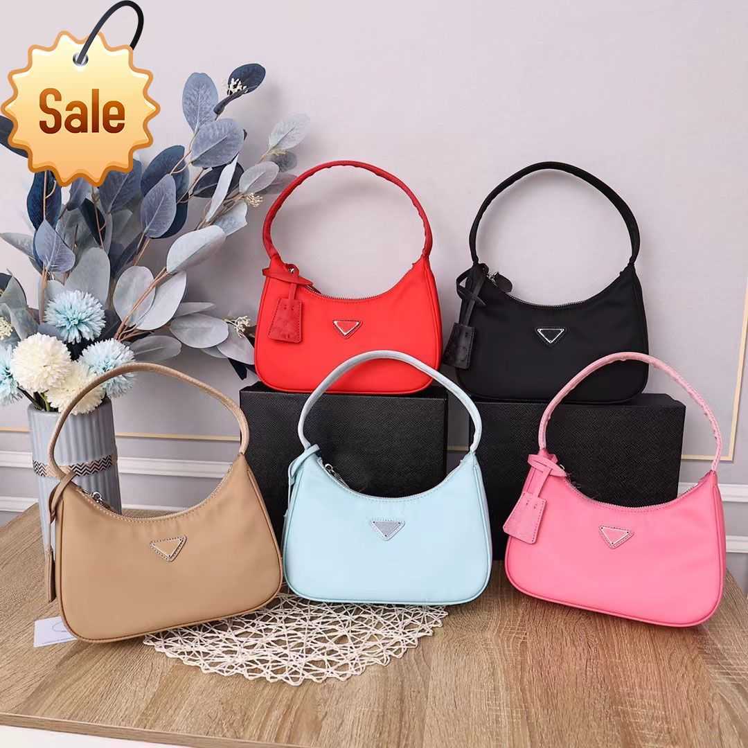 Luxury Designer Single Shoulder Bags 2023 New Women's Fashion All-in-one Texture Leather Portable Multifunctional Handbag Gift Box Packaging Factory Direct Sales, Red
Luxury Designer Single Shoulder Bags 2023 New Women's Fashion All-in-one Texture Leather Portable Multifunctional Handbag Gift Box Packaging Factory Direct Sales, Red