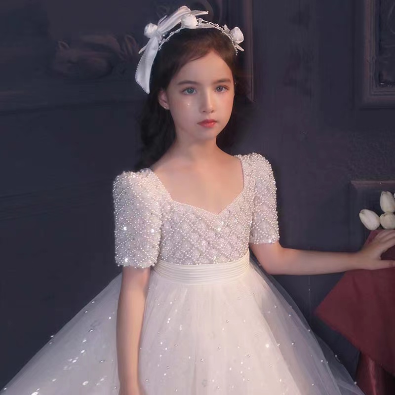 Cute White Flower Girl Dress for weding Pageant Gowns Jewel Short Sleeve Applique Lace Girl Tiered Sweep Train Custom Made Hot Sell Birthday Gown
