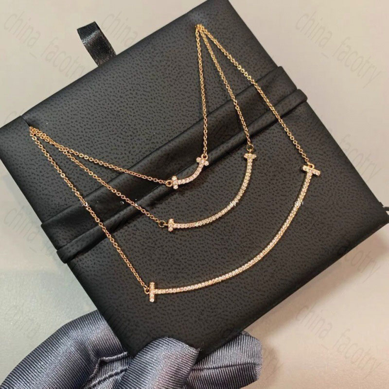 T Home Smile Necklace 925 Sterling Silver Plated 18K Gold Full Diamond Smooth Smile Face Pendant Women's Clavicle Chain Gift for Girlfriend
T Home Smile Necklace 925 Sterling Silver Plated 18K Gold Full Diamond Smooth Smile Face Pendant Women's Clavicle Chain Gift for Girlfriend