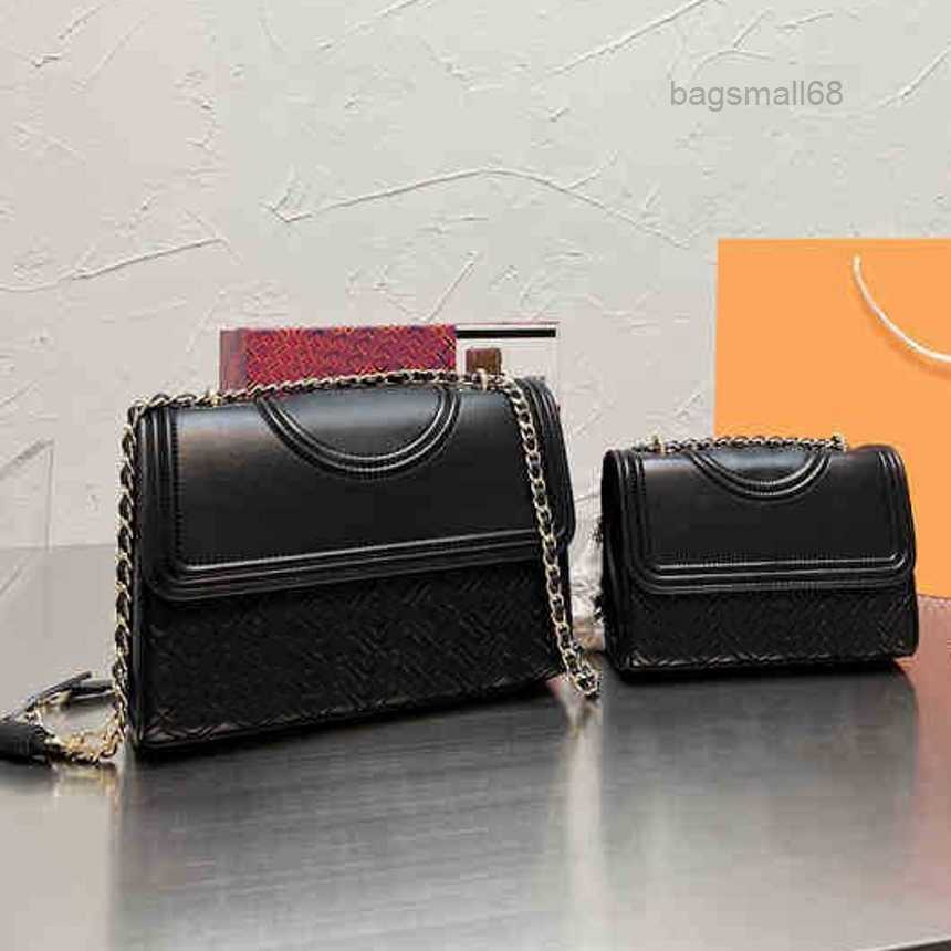 luxury Shoulder Bags Luxury Brand Fashion Simple Square Tassel Bag Women's Designer Genuine Leather Chain Phone Handbags 1220 bagsmall68, Red
luxury Shoulder Bags Luxury Brand Fashion Simple Square Tassel Bag Women's Designer Genuine Leather Chain Phone Handbags 1220 bagsmall68, Red