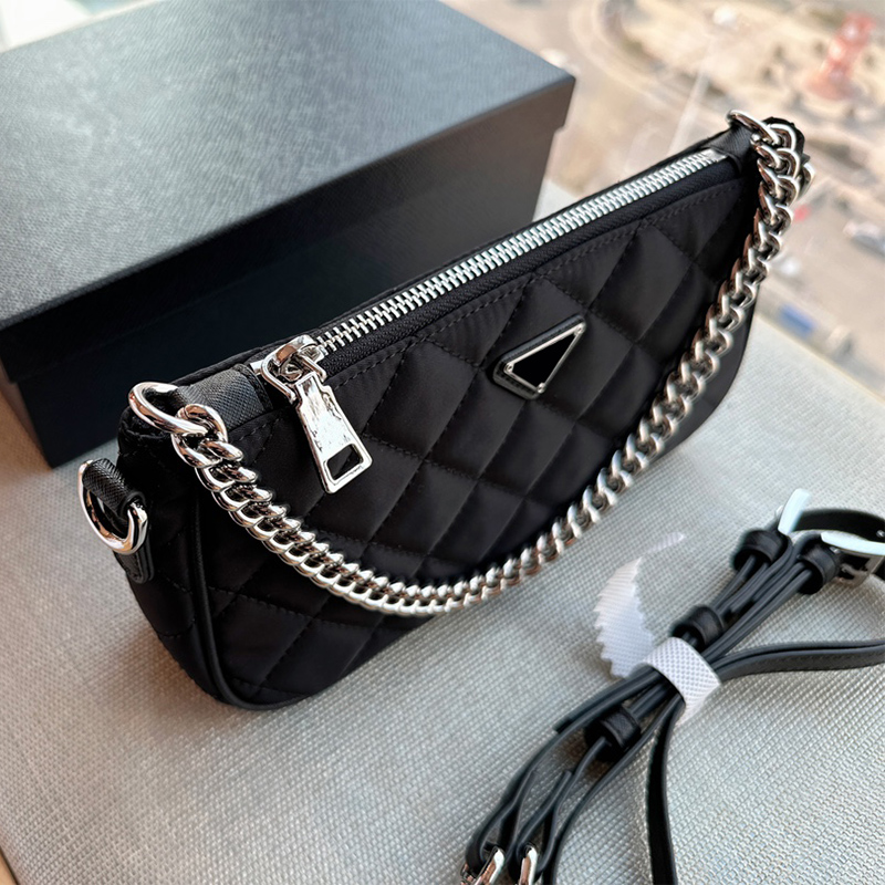 Designers Bags Women Straw Shoulder Bag Luxurys Square Chain Wallet Nautical style Material Nylon crossbody Handbag simple fashion purse very nice, Black+box
Designers Bags Women Straw Shoulder Bag Luxurys Square Chain Wallet Nautical style Material Nylon crossbody Handbag simple fashion purse very nice, Black+box