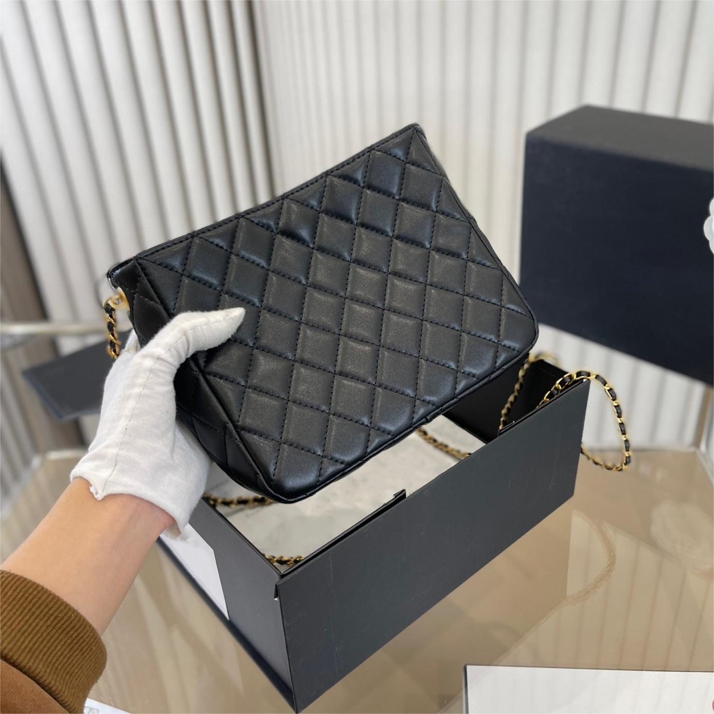 2023 women Luxury Designer Shopping mommy Bag Totes Shoulder Bags hanfbag Composite Open Cowhide Plain Daily Casual Fashion lady Interior Slot Pocket Cross Body, Black
2023 women Luxury Designer Shopping mommy Bag Totes Shoulder Bags hanfbag Composite Open Cowhide Plain Daily Casual Fashion lady Interior Slot Pocket Cross Body, Black