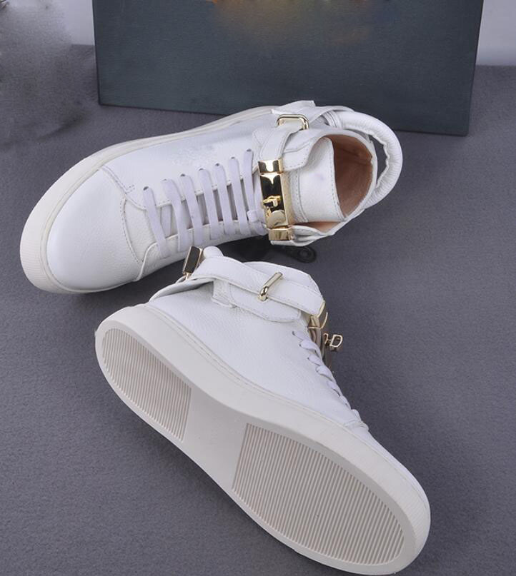 Outdoor Luxury Brands Men's Fashion Locks Shoes Flats Genuine Leather Arena Sports Sneakers Luxury High Top Designer Casual Snekers Size 38-46
Outdoor Luxury Brands Men's Fashion Locks Shoes Flats Genuine Leather Arena Sports Sneakers Luxury High Top Designer Casual Snekers Size 38-46