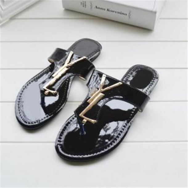 Designer Women's Sandals Thong Fashion Luxury Slippers Leather Female Flip Flops Summer Beach Shoes Casual Slides