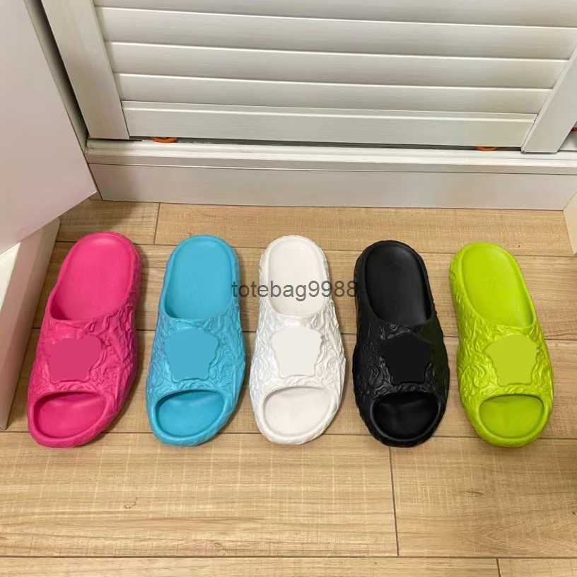 Slippers Slides designer sandals mens womens Desert Sand Magic Lime luxury shoes pantoufle flip flops platform Scuffs sandales, Blue
Slippers Slides designer sandals mens womens Desert Sand Magic Lime luxury shoes pantoufle flip flops platform Scuffs sandales, Blue