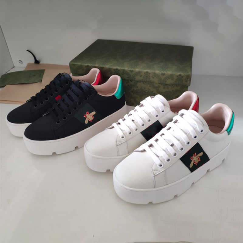 Platform Men Women's Ace Embroidered Platform Sneaker Genuine Leather Shoes With House Web And Golden Bee Black White Sneakers Outdoor Casual Shoes With Box NO332, Color 1
Platform Men Women's Ace Embroidered Platform Sneaker Genuine Leather Shoes With House Web And Golden Bee Black White Sneakers Outdoor Casual Shoes With Box NO332, Color 1