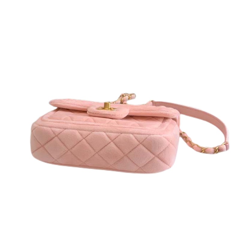 AAAAA Women Luxurys Designers Bags Handbag Women Velour Handbags Lady Messenger Fashion Shoulder Bag Luxury Crossbody Wallet Fashionable simple and generous, Pink1
AAAAA Women Luxurys Designers Bags Handbag Women Velour Handbags Lady Messenger Fashion Shoulder Bag Luxury Crossbody Wallet Fashionable simple and generous, Pink1